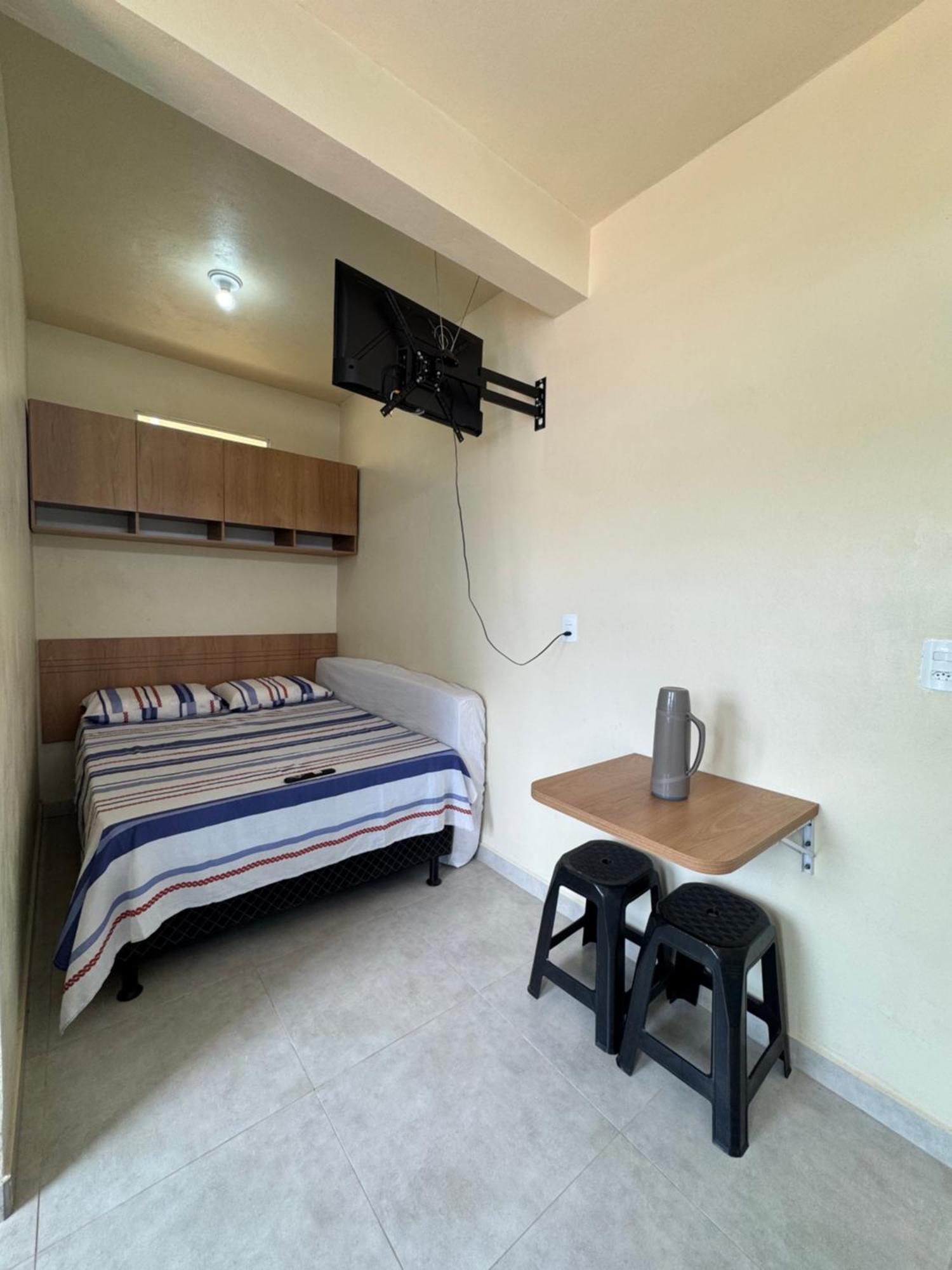 Kitnet Stl Centro 2 *